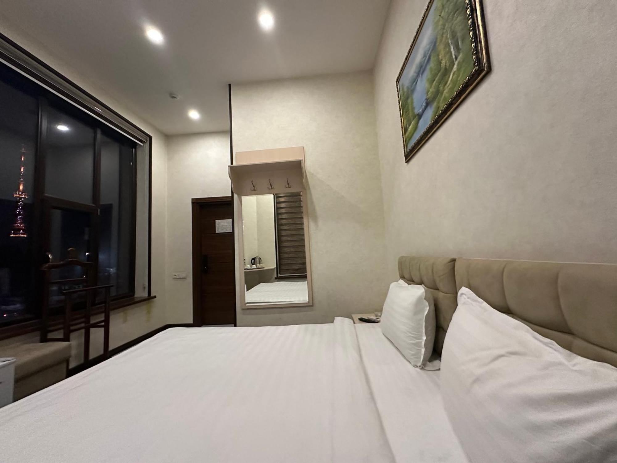 Friday Hotel ทาชเคนต์ ภายนอก รูปภาพ