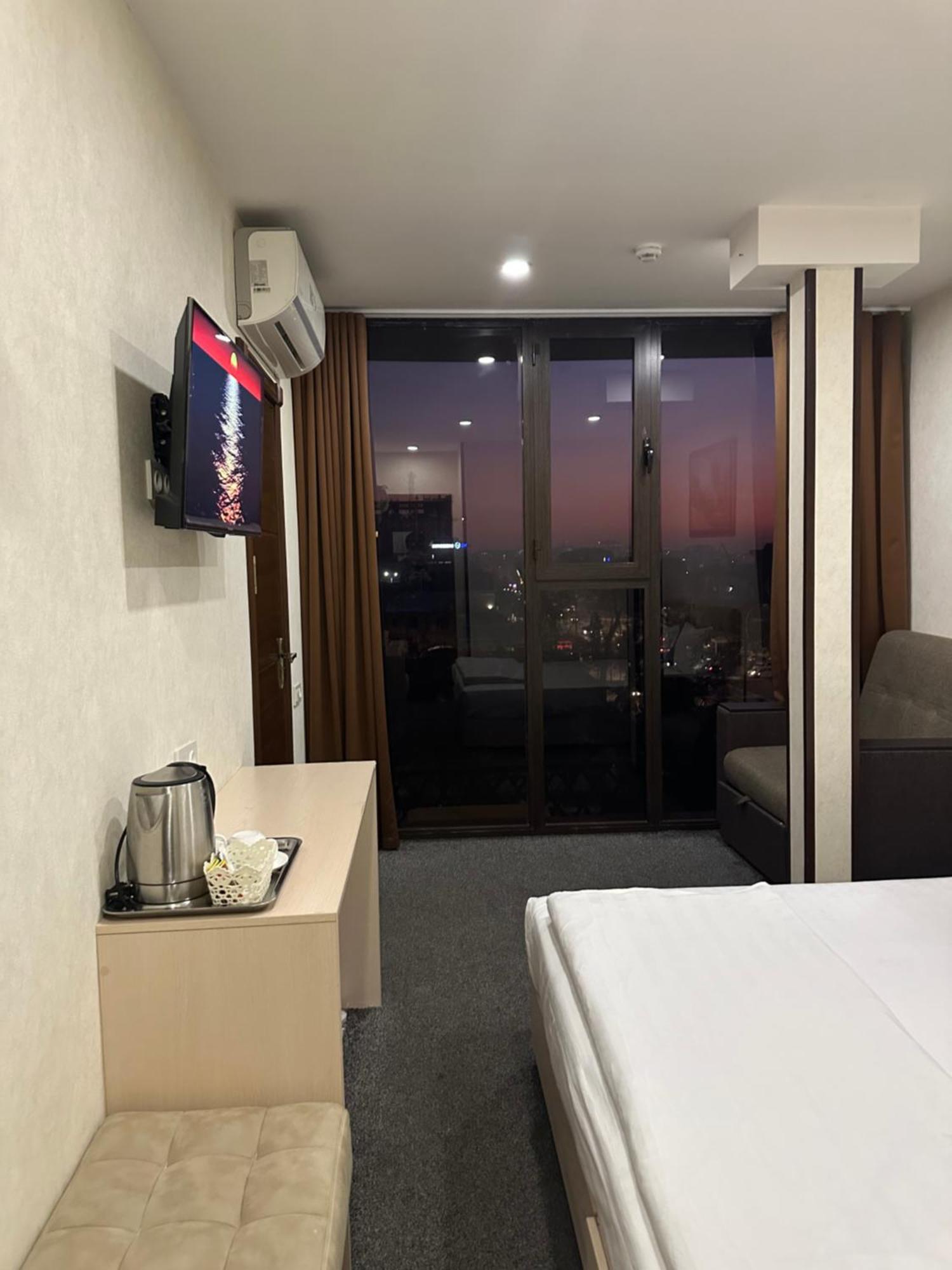 Friday Hotel ทาชเคนต์ ภายนอก รูปภาพ