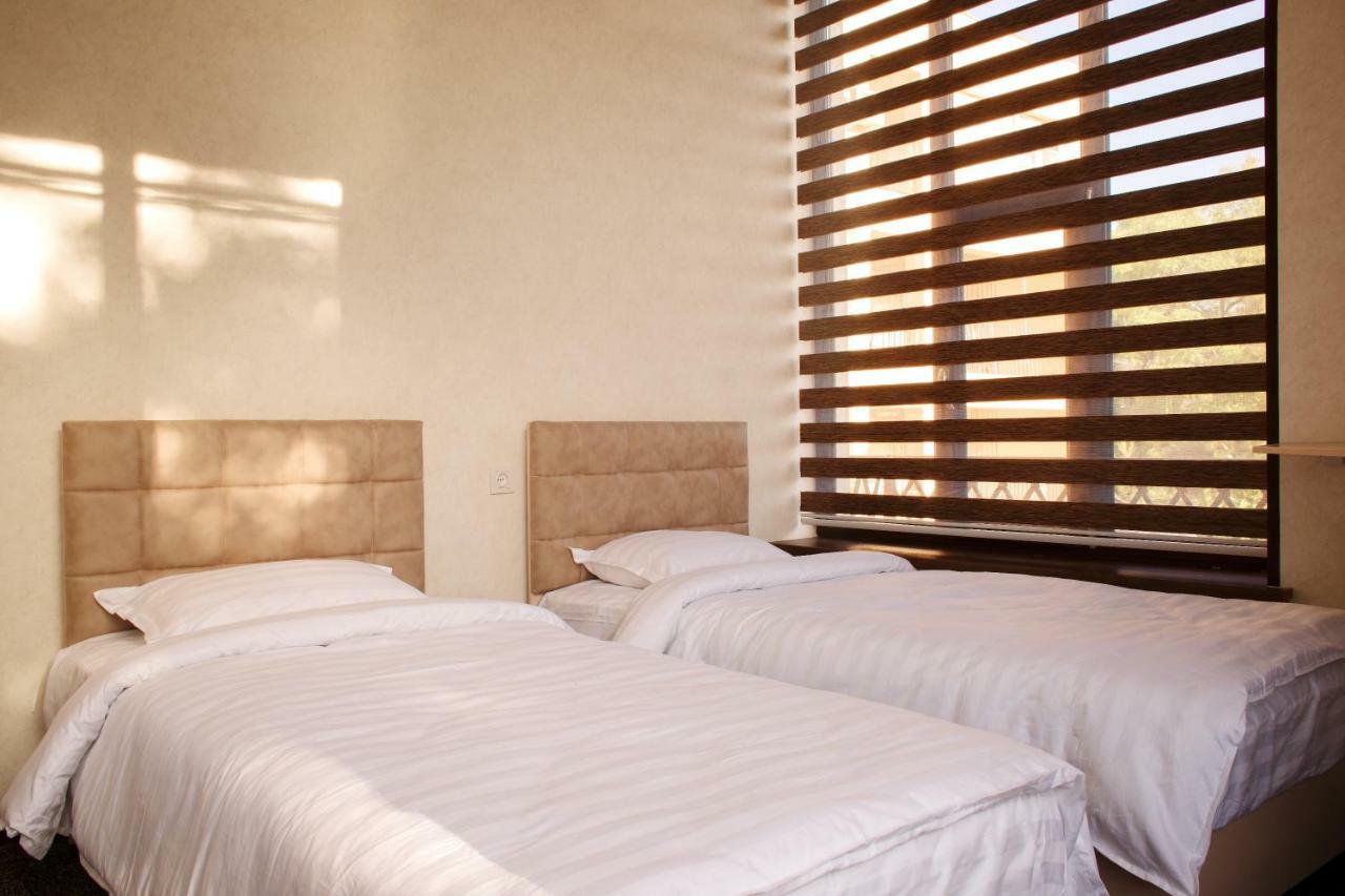 Friday Hotel ทาชเคนต์ ภายนอก รูปภาพ